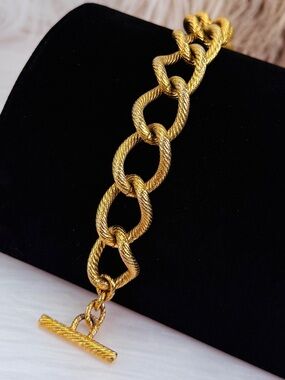 Vintage Chunky Twisted Link Toggle Closure Goldtone Weighted Bracelet